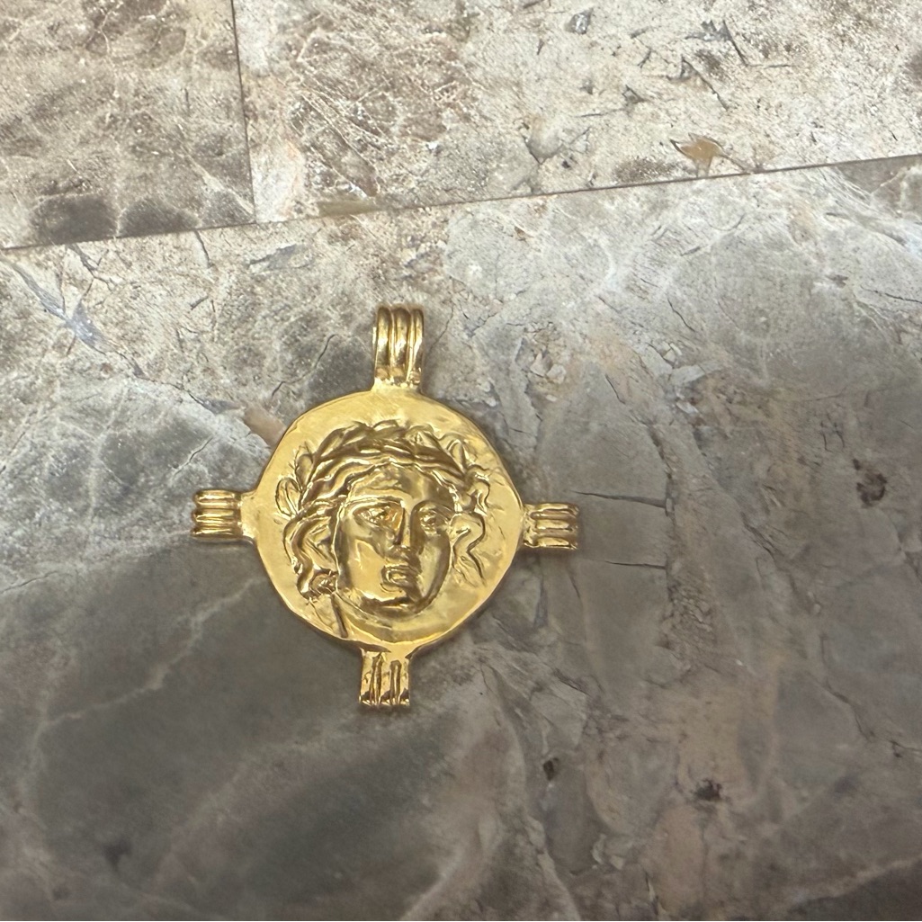 Missoma Lucy Williams Apollo Medallion Coin Pendant 18ct Gold Plated - Rare